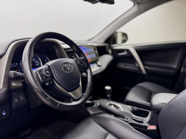Toyota RAV4 IV (XA40) с пробегом 2013 года, цена 2 223 000 рублей, 111260 км, внедорожник, Автокод Объявления
