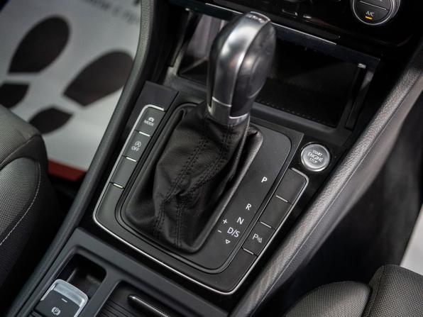Volkswagen Golf VII с пробегом 2014 года, цена 1 200 500 рублей, 105742 км, универсал, Автокод Объявления