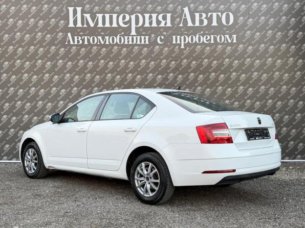Skoda Octavia III (A7) Рестайлинг с пробегом 2019 года, цена 970 000 рублей, 174200 км, лифтбек, Автокод Объявления
