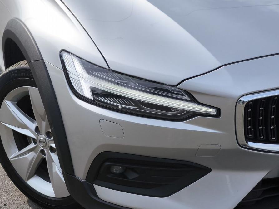 Volvo V60 Cross Country II Санкт-Петербург  - изображение 9