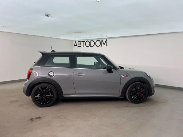 Mini Hatch III (F55/F56) Рестайлинг с пробегом 2020 года, цена 3 154 399 рублей, 85526 км, хэтчбек, Автокод Объявления