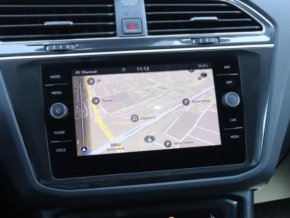Volkswagen Tiguan II Рестайлинг с пробегом 2021 года, цена 3 244 000 рублей, 65470 км, внедорожник, Автокод Объявления