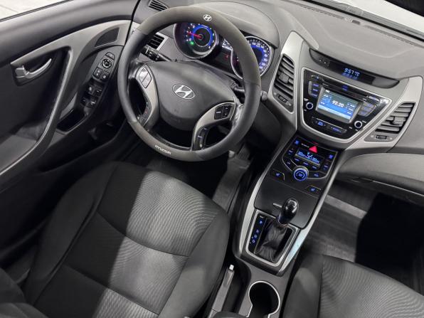 Hyundai Elantra V (MD) Рестайлинг с пробегом 2014 года, цена 1 125 000 рублей, 199400 км, седан, Автокод Объявления