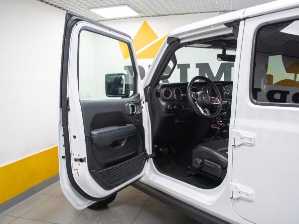 Jeep Wrangler IV (JL) с пробегом 2022 года, цена 6 999 000 рублей, 8065 км, внедорожник, Автокод Объявления
