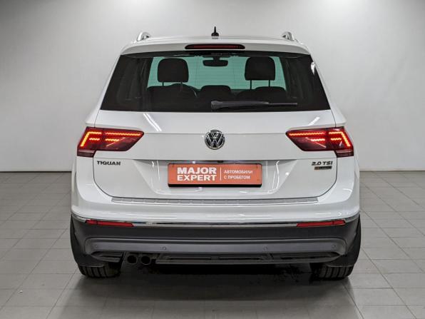 Volkswagen Tiguan II с пробегом 2017 года, цена 2 750 000 рублей, 113923 км, внедорожник, Автокод Объявления