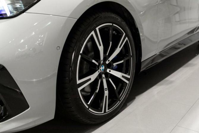 Новый BMW 5 серии VIII (G60/G61/G68) 2025 года, цена 11 341 900 рублей, седан, Автокод Объявления