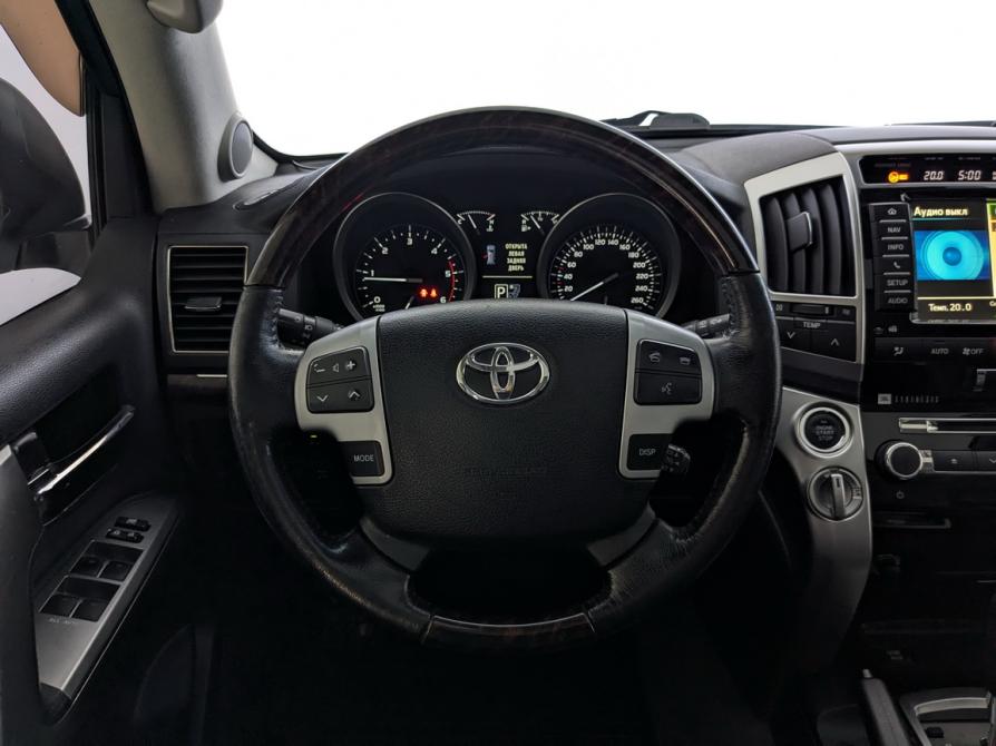 Toyota Land Cruiser 200 Series Рестайлинг 1 Москва  - изображение 22