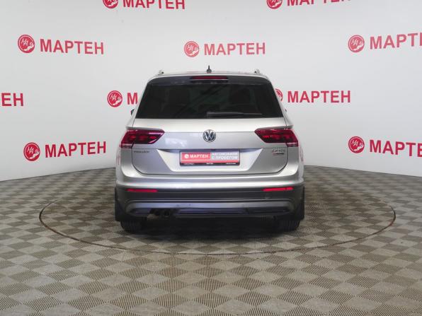 Volkswagen Tiguan II с пробегом 2018 года, цена 2 445 000 рублей, 145334 км, внедорожник, Автокод Объявления