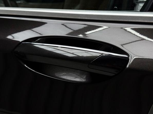 BMW 7 серии VI (G11/G12) с пробегом 2015 года, цена 2 999 000 рублей, 187631 км, седан, Автокод Объявления