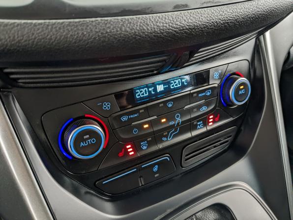 Ford Kuga II Рестайлинг с пробегом 2018 года, цена 1 700 000 рублей, 113971 км, внедорожник, Автокод Объявления