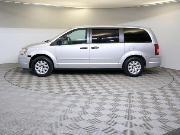 Chrysler Town &amp; Country V с пробегом 2008 года, цена 825 000 рублей, 260000 км, минивэн, Автокод Объявления