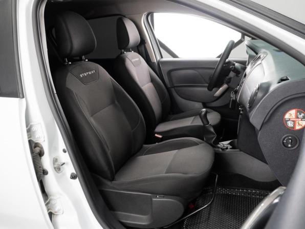 Renault Sandero II Рестайлинг с пробегом 2020 года, цена 1 155 111 рублей, 91867 км, хэтчбек, Автокод Объявления