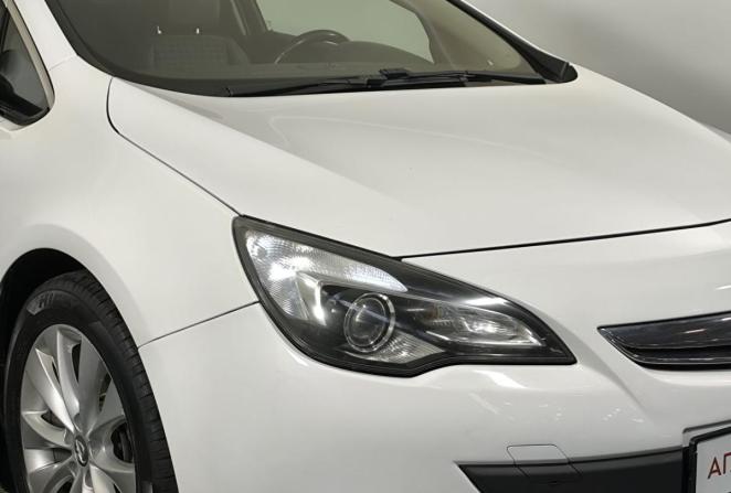 Opel Astra J Рестайлинг с пробегом 2013 года, цена 790 000 рублей, 150927 км, хэтчбек, Автокод Объявления