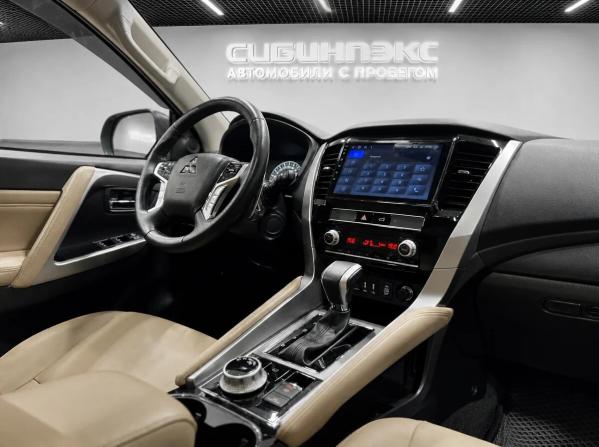 Mitsubishi Montero Sport III Рестайлинг с пробегом 2021 года, цена 4 220 000 рублей, 60000 км, внедорожник, Автокод Объявления