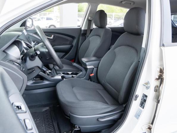 Hyundai ix35 I с пробегом 2011 года, цена 1 219 000 рублей, 137613 км, внедорожник, Автокод Объявления