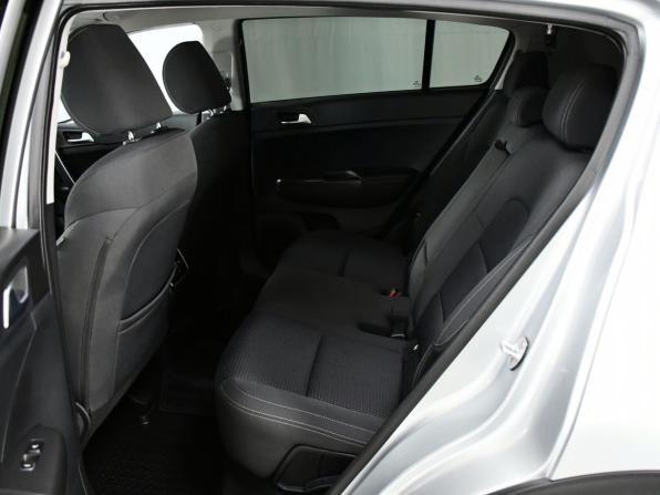 Kia Sportage IV с пробегом 2017 года, цена 1 997 000 рублей, 136000 км, внедорожник, Автокод Объявления
