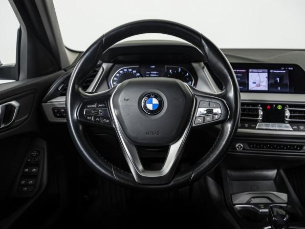 BMW 1 серии III (F40) с пробегом 2020 года, цена 2 349 000 рублей, 112210 км, хэтчбек, Автокод Объявления