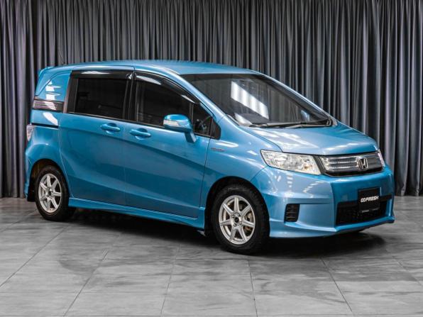 Honda Freed I Рестайлинг с пробегом 2012 года, цена 969 000 рублей, 197196 км, компактвэн, Автокод Объявления