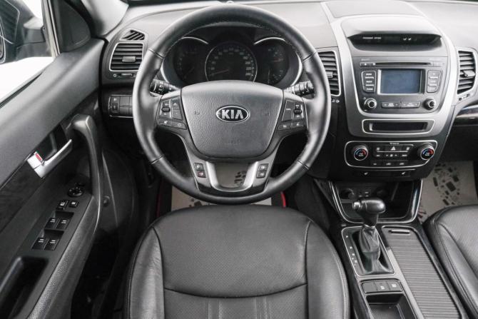 Kia Sorento II Рестайлинг с пробегом 2018 года, цена 1 959 000 рублей, 89000 км, внедорожник, Автокод Объявления