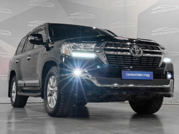 Toyota Land Cruiser 200 Series Рестайлинг 1 с пробегом 2012 года, цена 4 250 000 рублей, 200000 км, внедорожник, Автокод Объявления