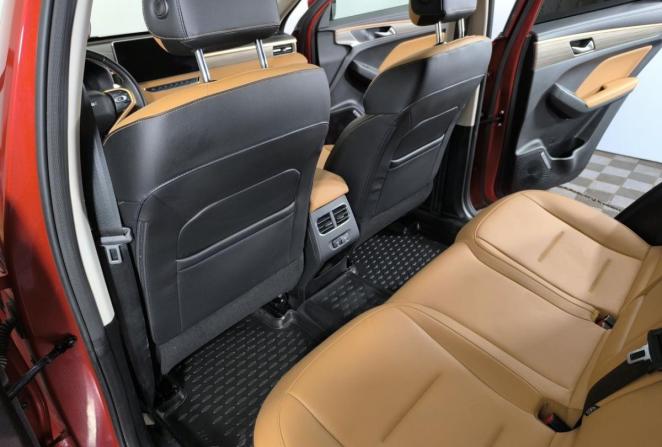 Haval Jolion I Рестайлинг с пробегом 2023 года, цена 2 070 000 рублей, 49998 км, внедорожник, Автокод Объявления
