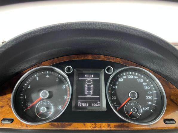 Volkswagen Passat B6 с пробегом 2010 года, цена 899 000 рублей, 197440 км, седан, Автокод Объявления