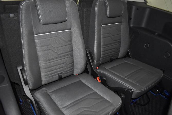 Ford Tourneo Connect II с пробегом 2016 года, цена 1 650 000 рублей, 182077 км, минивэн, Автокод Объявления