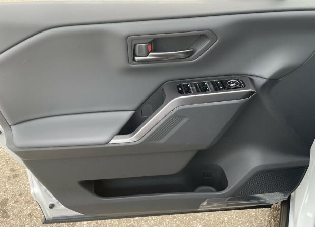 Toyota RAV4 VI (XA60) с пробегом 2025 года, цена 4 300 001 рубль, 14 км, внедорожник, Автокод Объявления