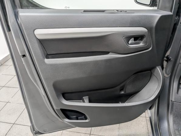 Opel Zafira Life I с пробегом 2020 года, цена 3 850 000 рублей, 29734 км, минивэн, Автокод Объявления