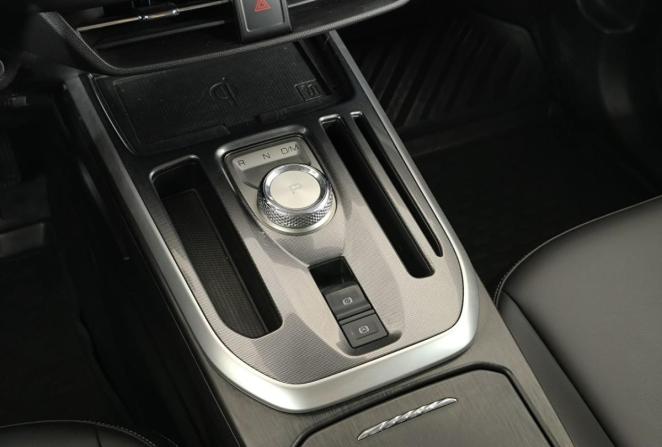 Haval Jolion I Рестайлинг с пробегом 2023 года, цена 2 059 000 рублей, 27879 км, внедорожник, Автокод Объявления