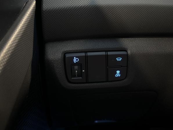 Hyundai Creta I Рестайлинг с пробегом 2021 года, цена 1 890 000 рублей, 68243 км, внедорожник, Автокод Объявления