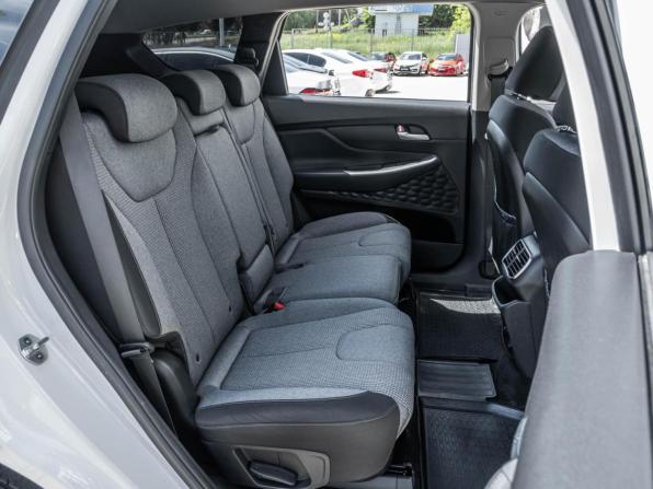 Hyundai Santa Fe IV с пробегом 2018 года, цена 2 479 000 рублей, 131884 км, внедорожник, Автокод Объявления