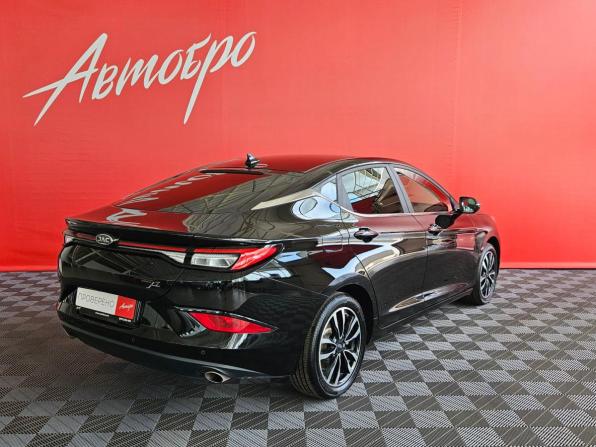 JAC J7 I с пробегом 2023 года, цена 1 265 000 рублей, 84107 км, хэтчбек, Автокод Объявления