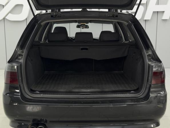 BMW 5 серии V (E60/E61) с пробегом 2004 года, цена 999 000 рублей, 412755 км, универсал, Автокод Объявления