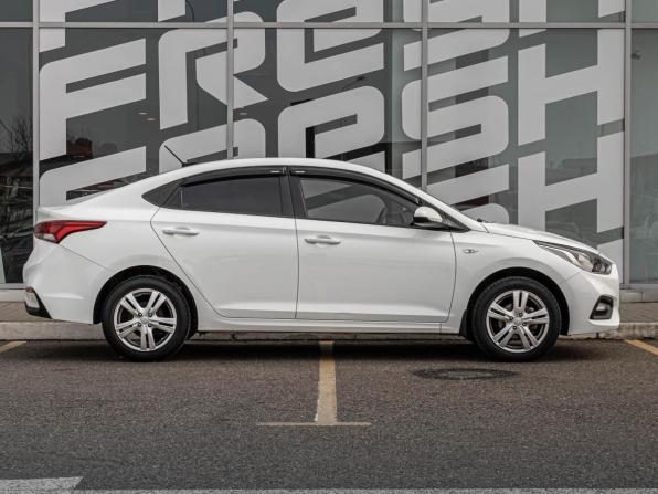 Hyundai Solaris II с пробегом 2019 года, цена 1 278 070 рублей, 49429 км, седан, Автокод Объявления