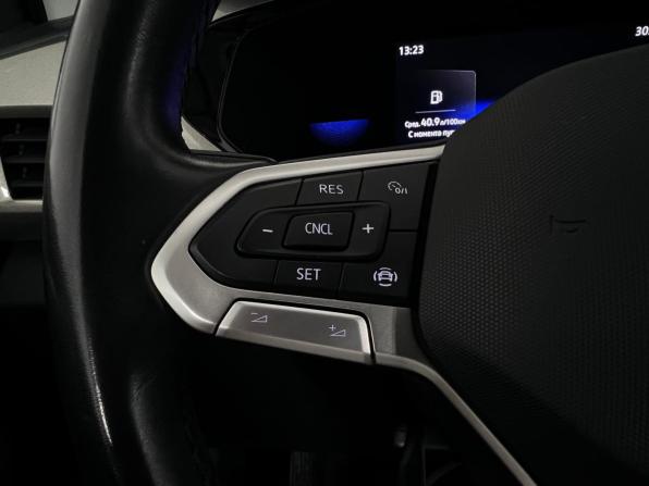 Volkswagen Taos I с пробегом 2022 года, цена 2 327 000 рублей, 95272 км, внедорожник, Автокод Объявления