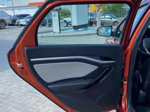 Lada (ВАЗ) Vesta I с пробегом 2020 года, цена 1 270 000 рублей, 56619 км, универсал, Автокод Объявления