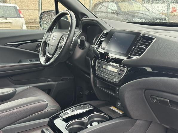 Honda Ridgeline II Рестайлинг с пробегом 2022 года, цена 4 320 000 рублей, 29700 км, пикап, Автокод Объявления