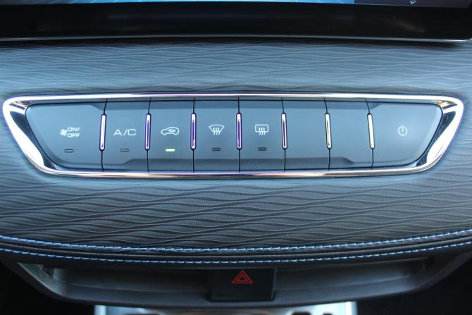 Haval Jolion I с пробегом 2023 года, цена 1 847 000 рублей, 68597 км, внедорожник, Автокод Объявления
