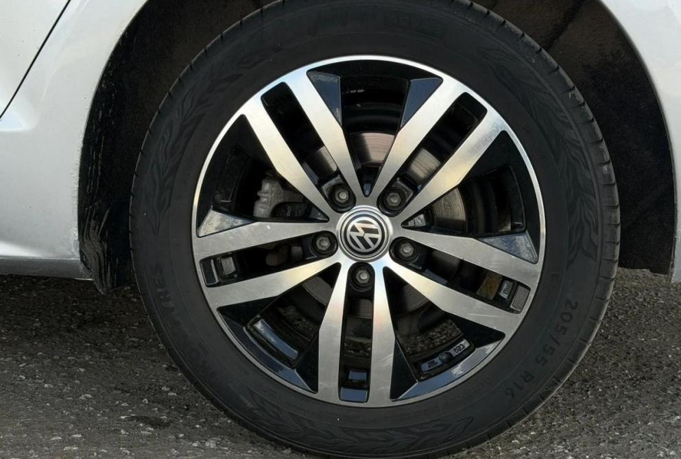 Volkswagen Jetta VI Киров  - изображение 31