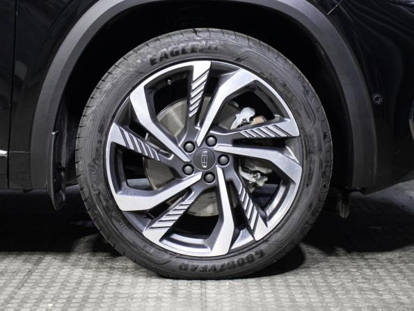 Geely Monjaro I с пробегом 2023 года, цена 3 098 000 рублей, 47074 км, внедорожник, Автокод Объявления