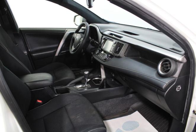 Toyota RAV4 IV (XA40) Рестайлинг с пробегом 2016 года, цена 1 850 000 рублей, 158802 км, внедорожник, Автокод Объявления