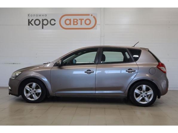 Kia Ceed I Рестайлинг с пробегом 2010 года, цена 689 900 рублей, 202336 км, хэтчбек, Автокод Объявления