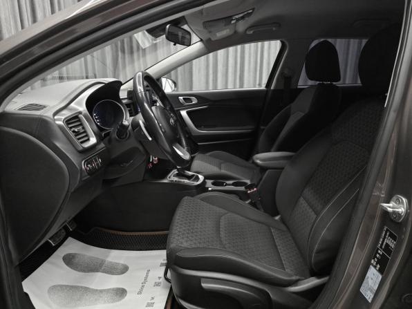 Kia Ceed III с пробегом 2019 года, цена 1 550 000 рублей, 102000 км, универсал, Автокод Объявления