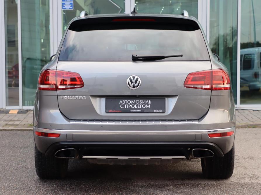 Volkswagen Touareg II Рестайлинг Санкт-Петербург  - изображение 6