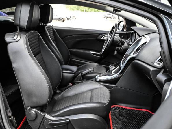 Opel Astra J Рестайлинг с пробегом 2013 года, цена 1 064 000 рублей, 190646 км, хэтчбек, Автокод Объявления