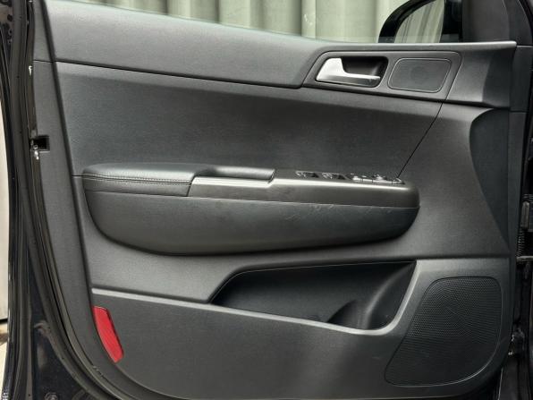 Kia Sportage IV с пробегом 2017 года, цена 1 929 000 рублей, 118444 км, внедорожник, Автокод Объявления