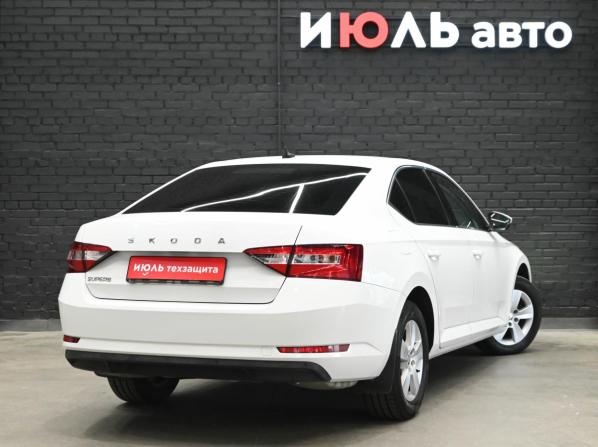 Skoda Superb III Рестайлинг с пробегом 2019 года, цена 2 900 000 рублей, 91607 км, лифтбек, Автокод Объявления