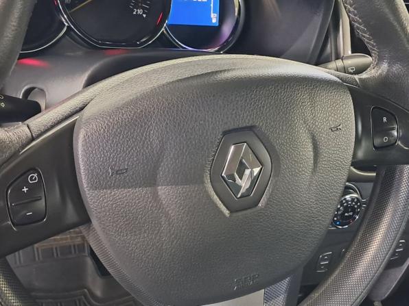 Renault Sandero II с пробегом 2015 года, цена 950 000 рублей, 106724 км, хэтчбек, Автокод Объявления