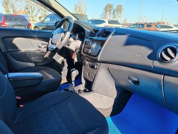 Renault Sandero II с пробегом 2017 года, цена 925 000 рублей, 165115 км, хэтчбек, Автокод Объявления